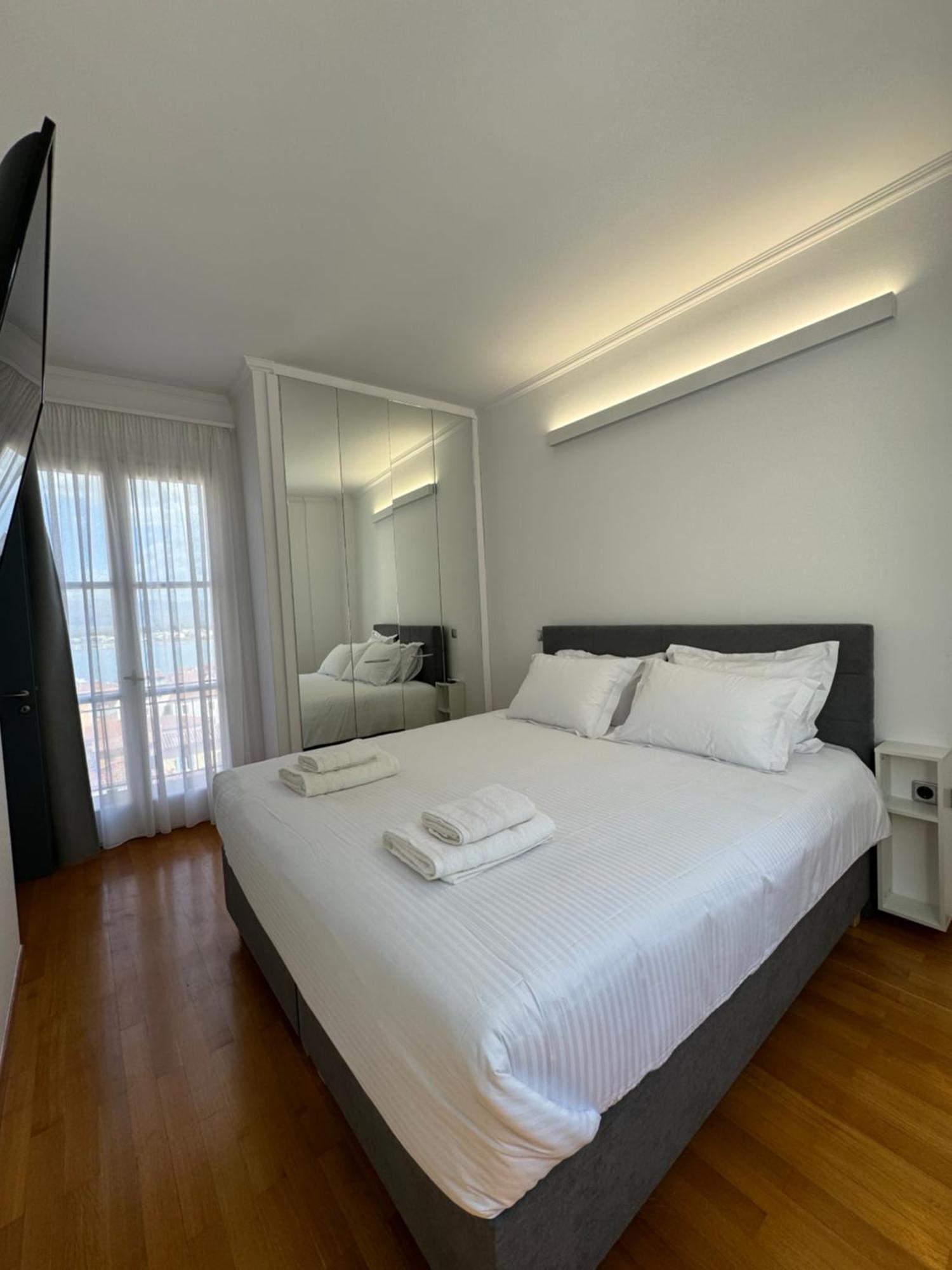 S&F Luxury Apartment Nauplia Esterno foto