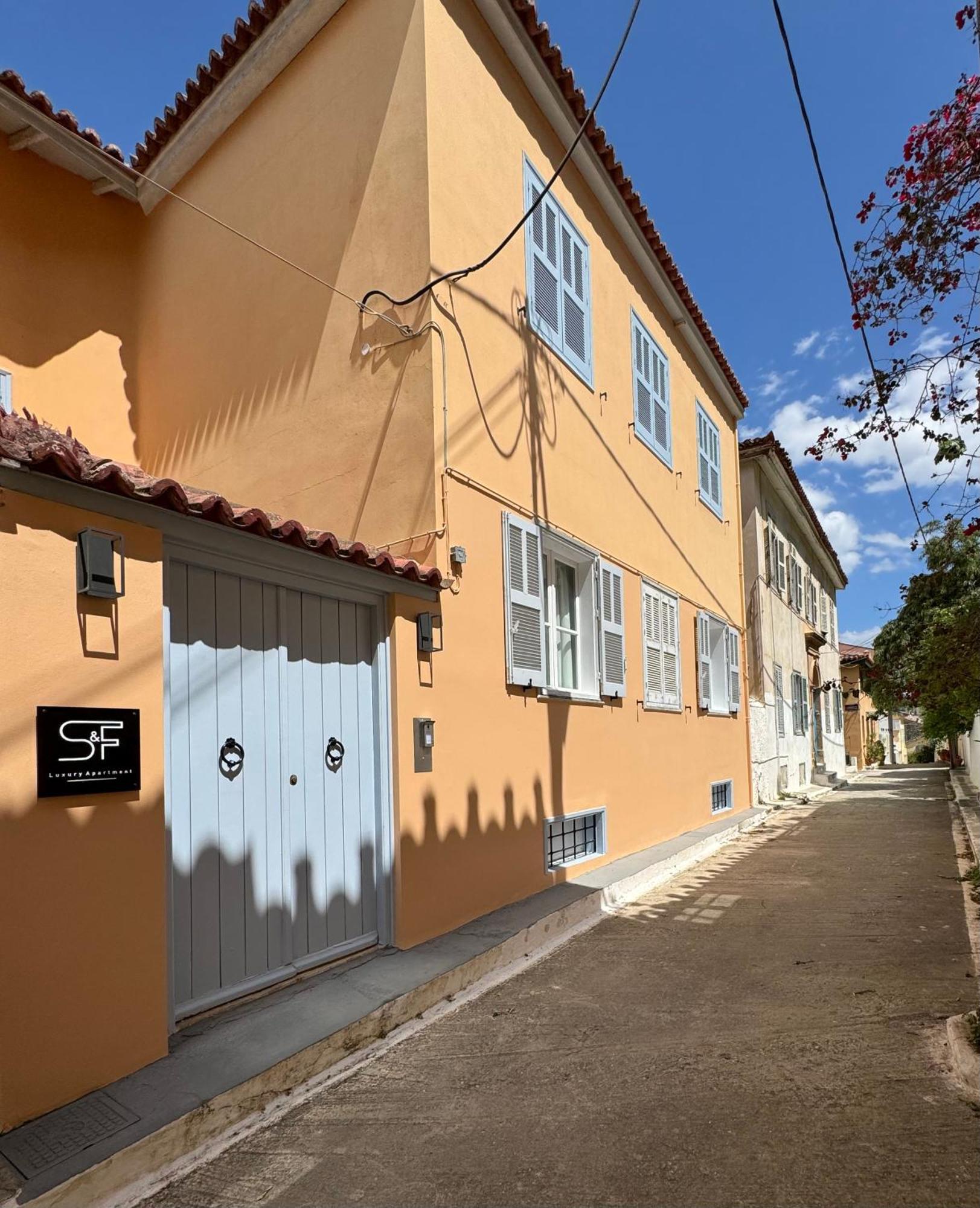 S&F Luxury Apartment Nauplia Esterno foto